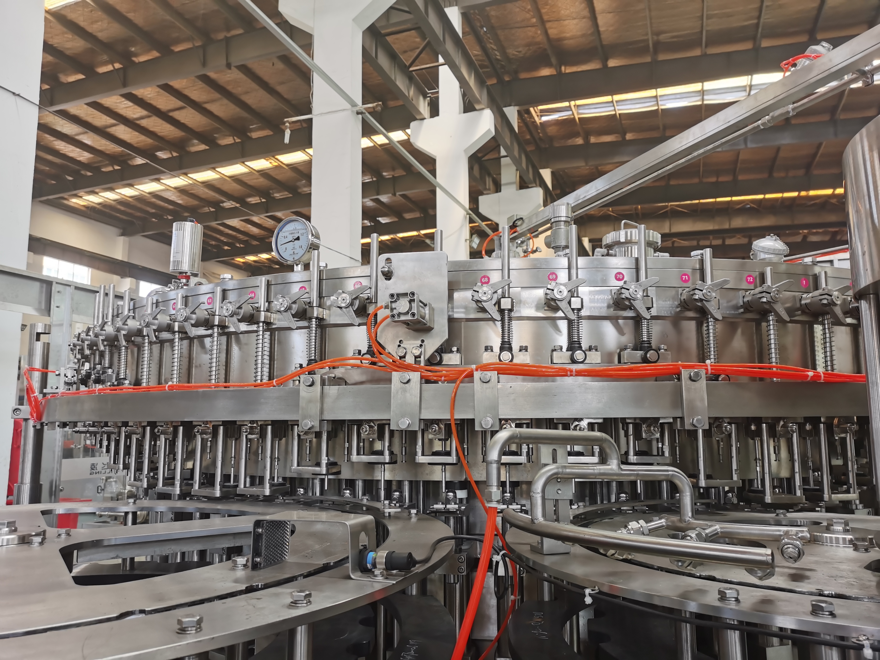 Fabrika Otomatik Sıvı Üretim Pet Beer Hassas Hattı İçin Şişeleme Ambalaj Sistemi 