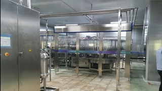 24000bph cam şişelenmiş zanaat bira doldurma tam çizgi ropp kapağı 