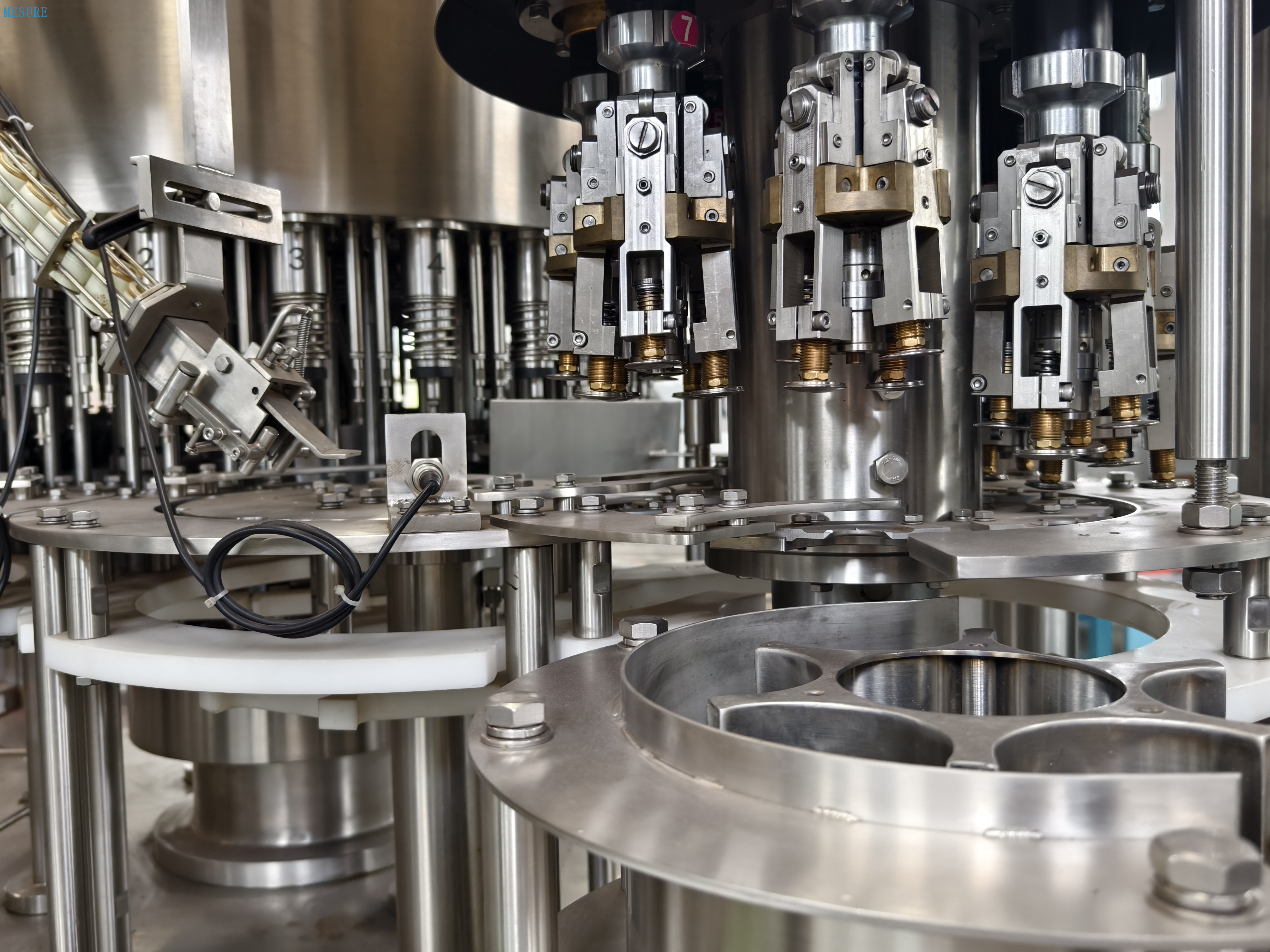 Tam Otomatik Cam Şişe Su Doldurma Makinesi/ Cam Şişe Dolgu