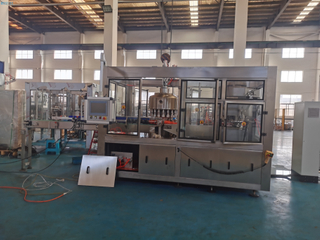 Düşük Fiyat Küçük Teneke İçecek Meyve Suyu Enerji Gazlı İçecek Şişeleme Doldurma Makinesi Alüminyum