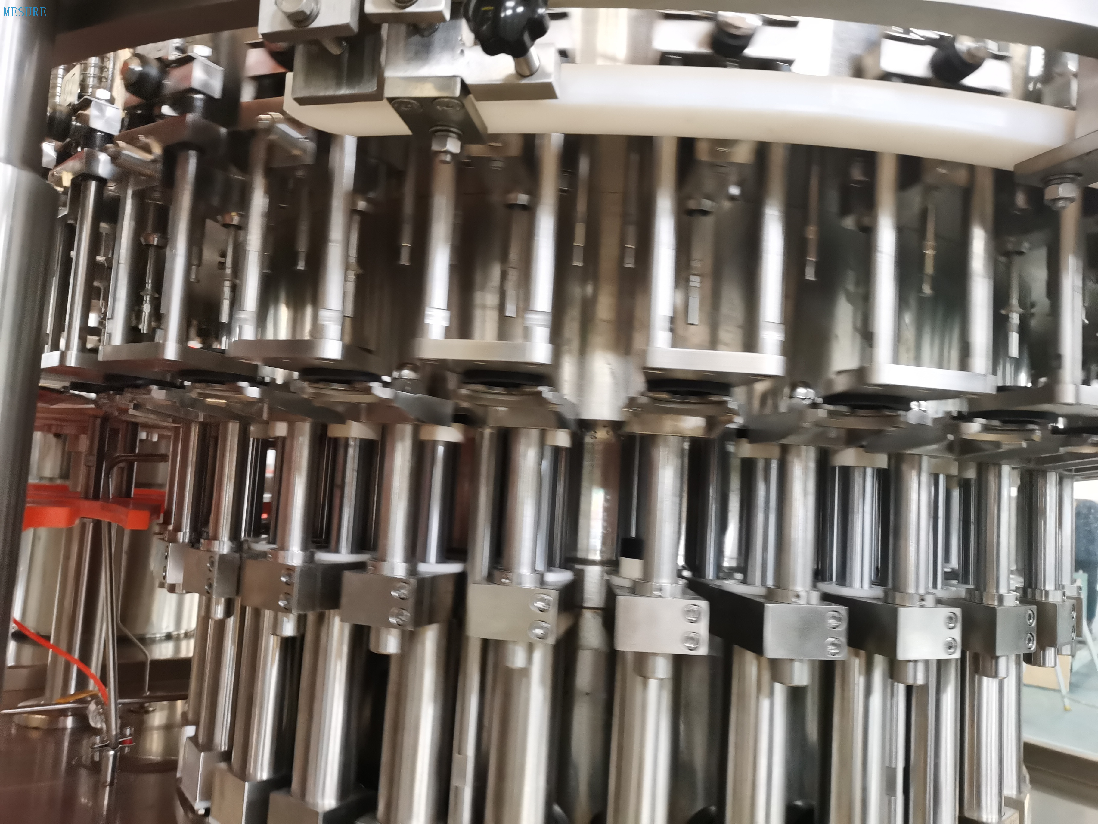 Yüksek hızlı evcil hayvan şişesi dolgu makinesi | Karbonatlı içecekler için darbe doldurma kapağı kombisi, yüksek verimlilik